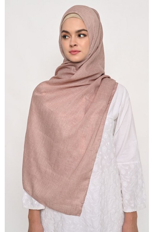 Pasmina Voal Zaffron Jahit Tepi Rosybrown